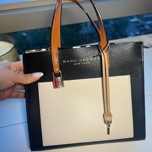 Marc Jacobs Black and Cream Crossbody Bag
